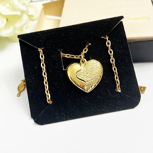 NIB Sarah Coventry 1977 OUR SECRET Heart LOVE Necklace - Picture 1 of 10